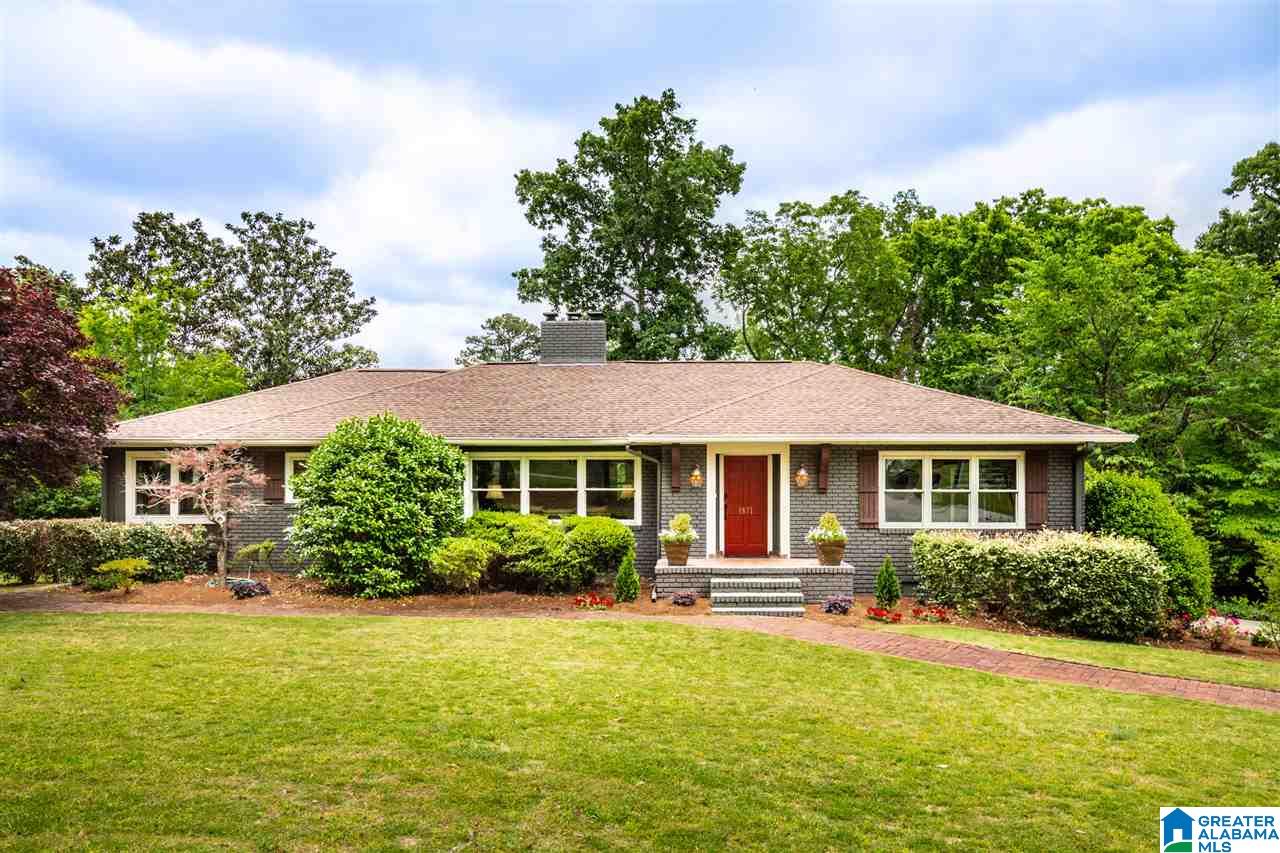 1871 Shades Crest Road Birmingham, AL 35216 - Photo 4 of 39
