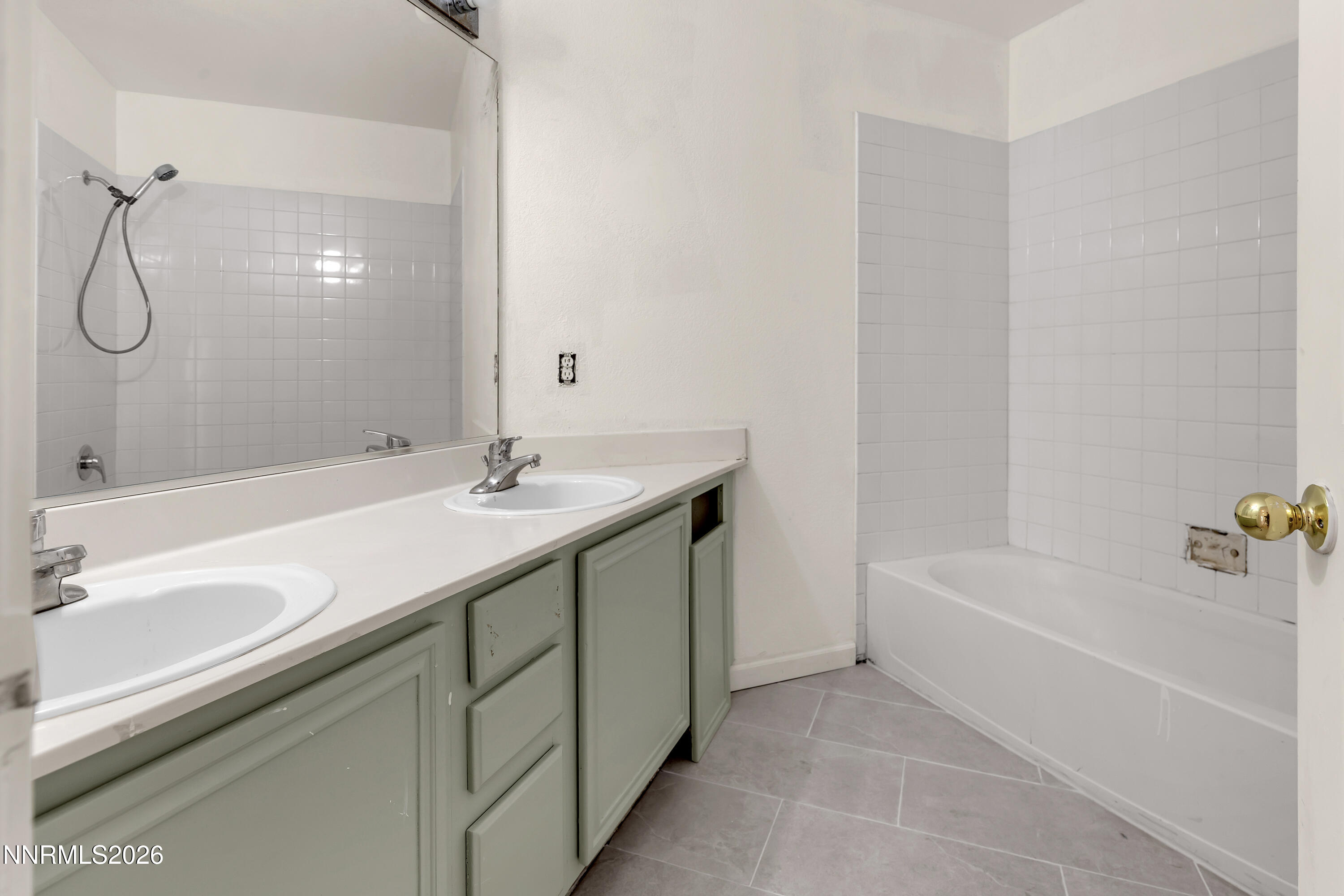 760 Burgundy Court Reno, NV 89506 - Photo 25 of 34 Burgundy760-024