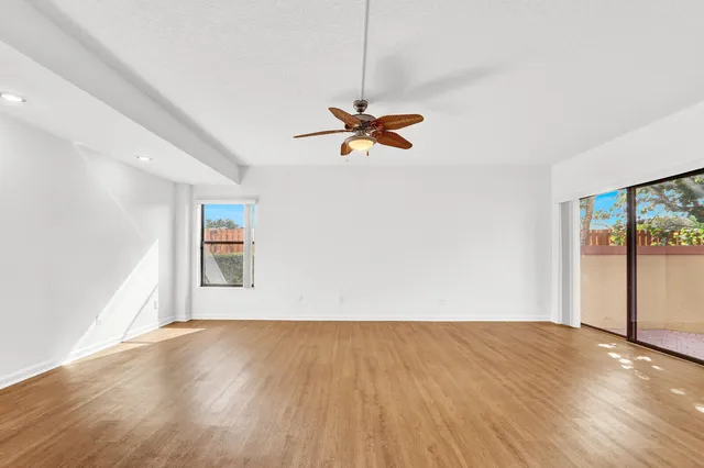 $3,000 | 52 Uno Lago Drive, Juno Beach, FL 33408