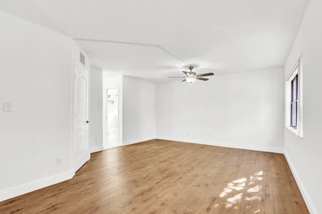 $3,000 | 52 Uno Lago Drive, Juno Beach, FL 33408