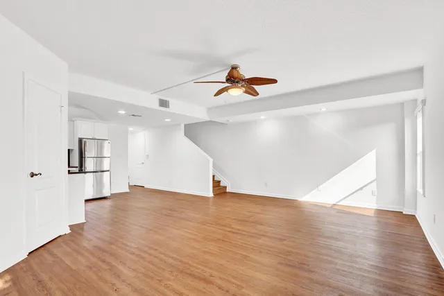 $3,000 | 52 Uno Lago Drive, Juno Beach, FL 33408