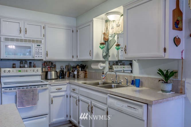 4103 Addy Loop Washougal, WA 98671 - Photo 12 of 21 Gallery Image 12