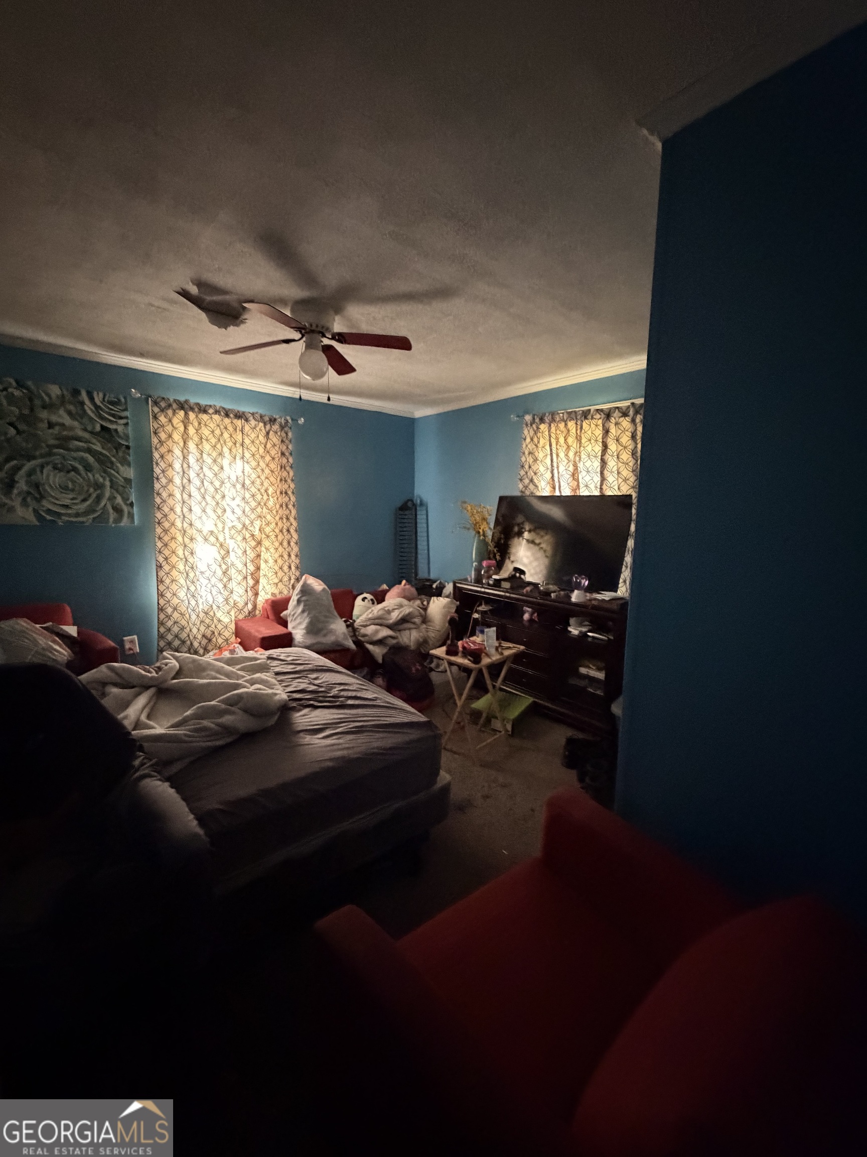 856 Grady Street Macon, GA 31206 - Photo 12 of 23 a view of a livingroom with furniture and window