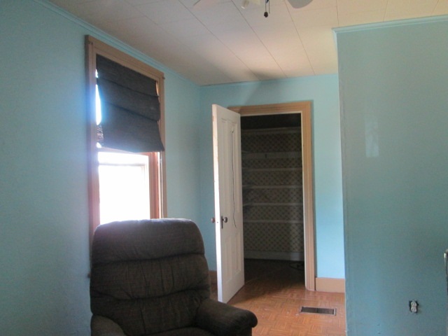 206 North Trivoli Road Trivoli, IL 61569 - Photo 15 of 36