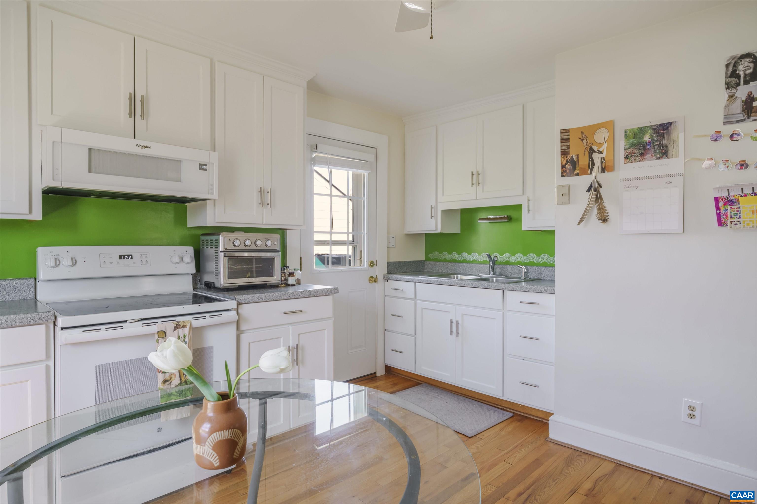 1147 Meriwether Street Charlottesville, VA 22902 - Photo 8 of 25