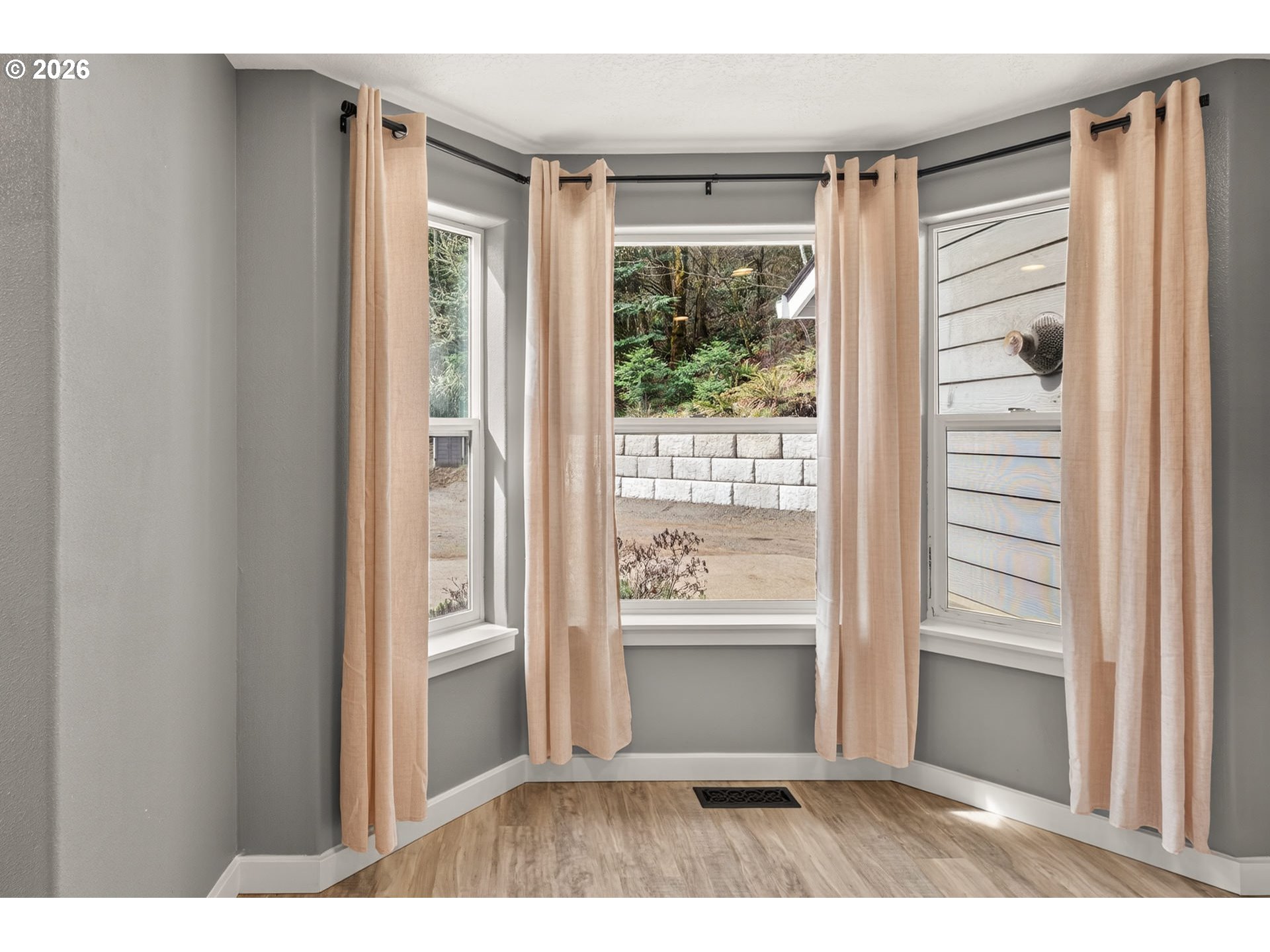 16635 Northwest Cook Road McMinnville, OR 97128 - Photo 18 of 48 Dining Room