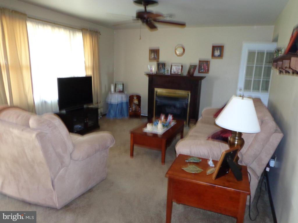 3915 Concordia Road Columbia, PA 17512 - Photo 3 of 17 Gallery Image 3