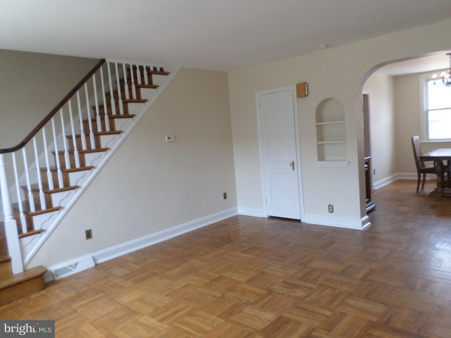 106 Green Valley Road Upper Darby, PA 19082 - Photo 3 of 15 Living Room