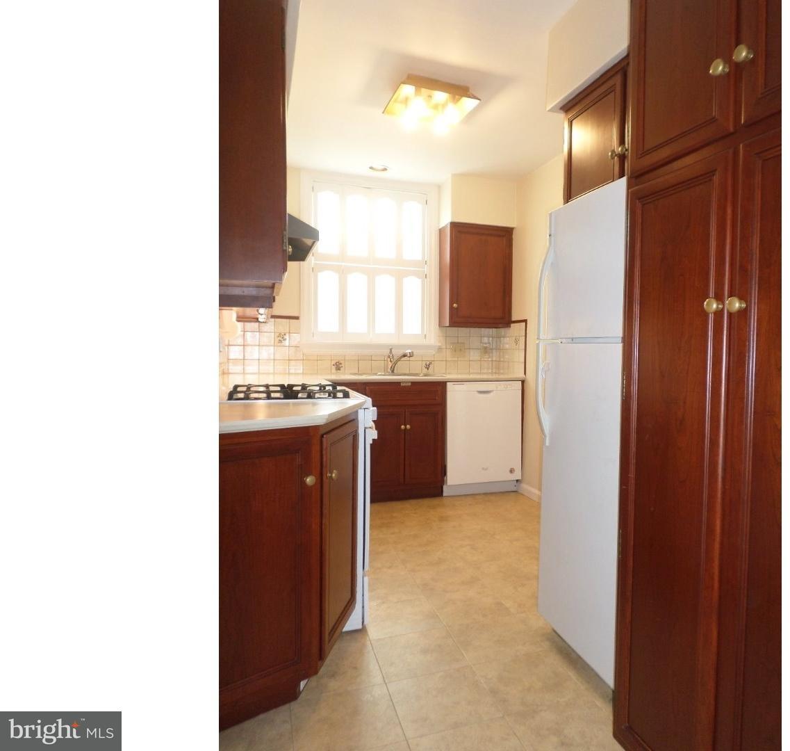 106 Green Valley Road Upper Darby, PA 19082 - Photo 7 of 15 Kitchen