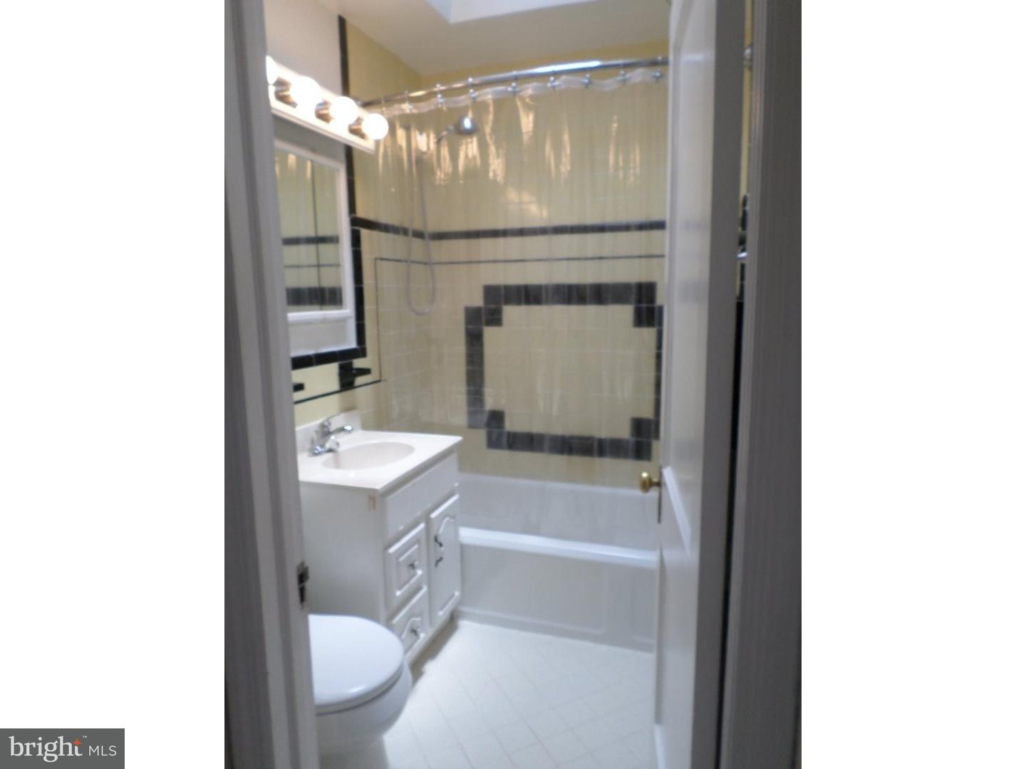 106 Green Valley Road Upper Darby, PA 19082 - Photo 10 of 15 Bathroom