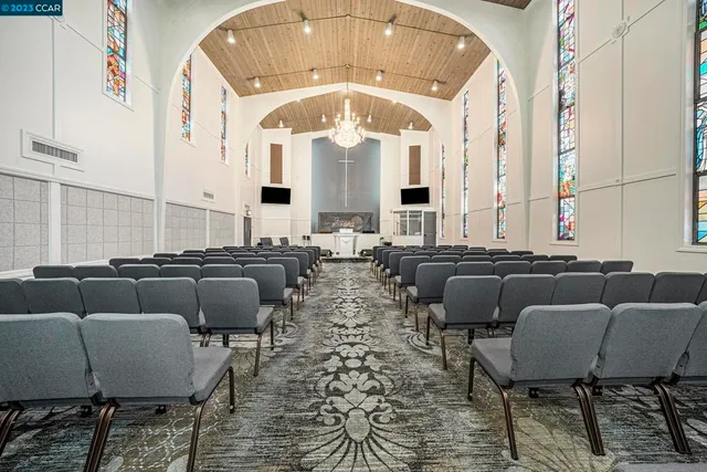 a house view with a outdoor space