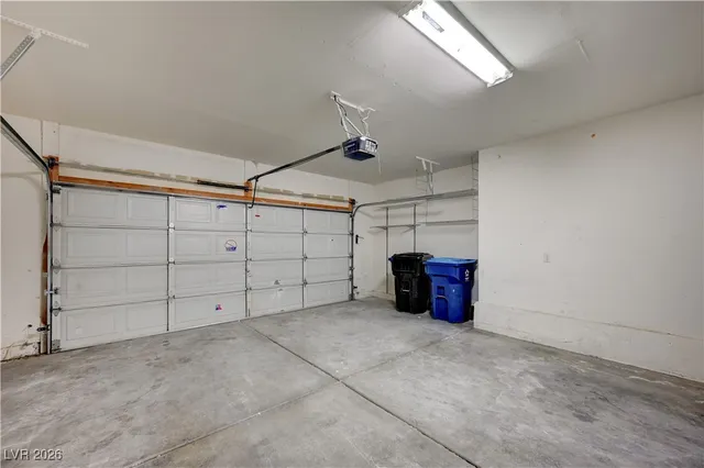 $1,950 | 9299 Adamshurst Avenue, Las Vegas, NV 89148