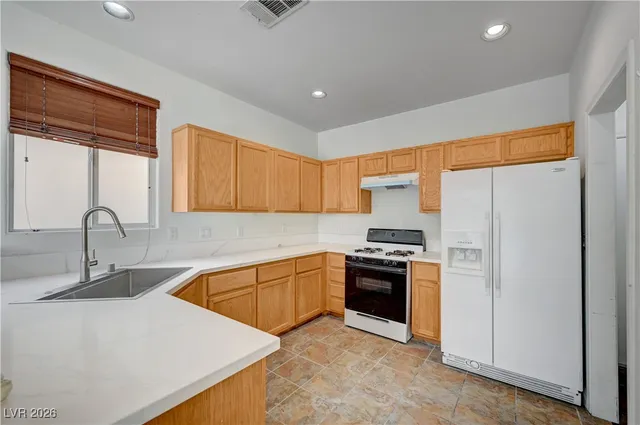 $1,950 | 9299 Adamshurst Avenue, Las Vegas, NV 89148