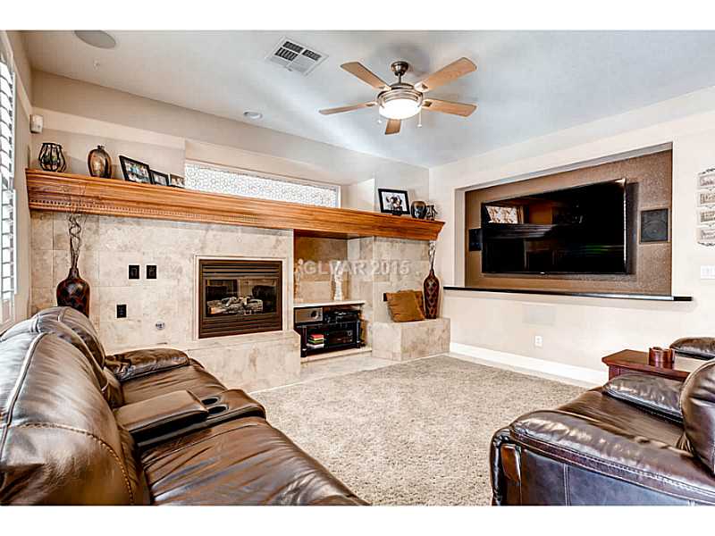 265 Violet Note Street Henderson, NV 89074 - Photo 7 of 20 Family Room.