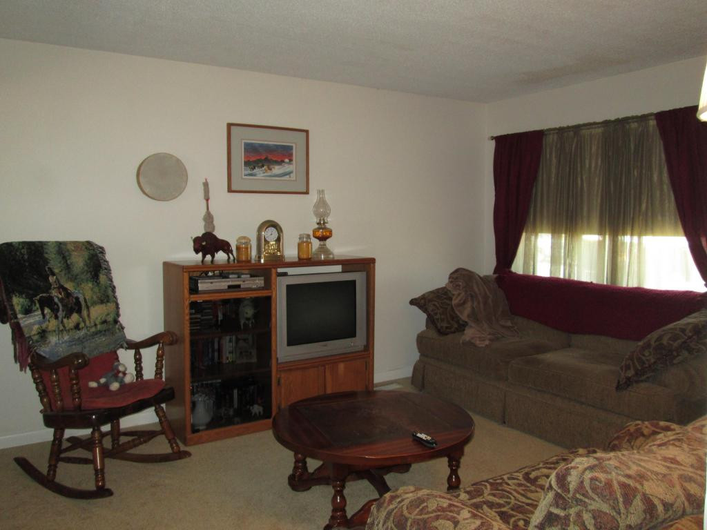 1308 Ballard Road Johnson City, TN 37604 - Photo 3 of 14 Photo 3