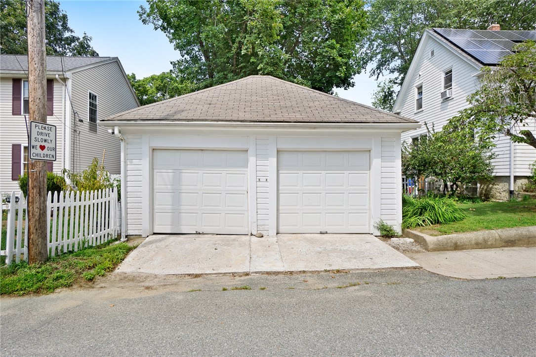 354 Old River Road Lincoln, RI 02838 - Photo 23 of 34 Gallery Image 23