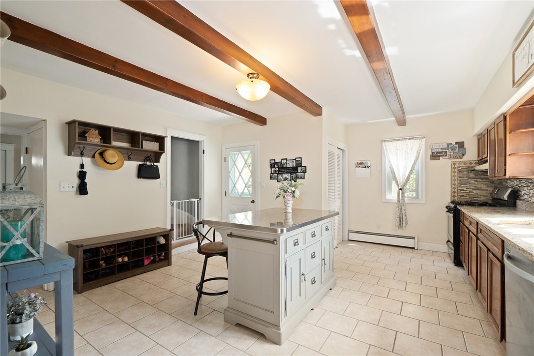 354 Old River Road Lincoln, RI 02838 - Photo 10 of 34 Gallery Image 10