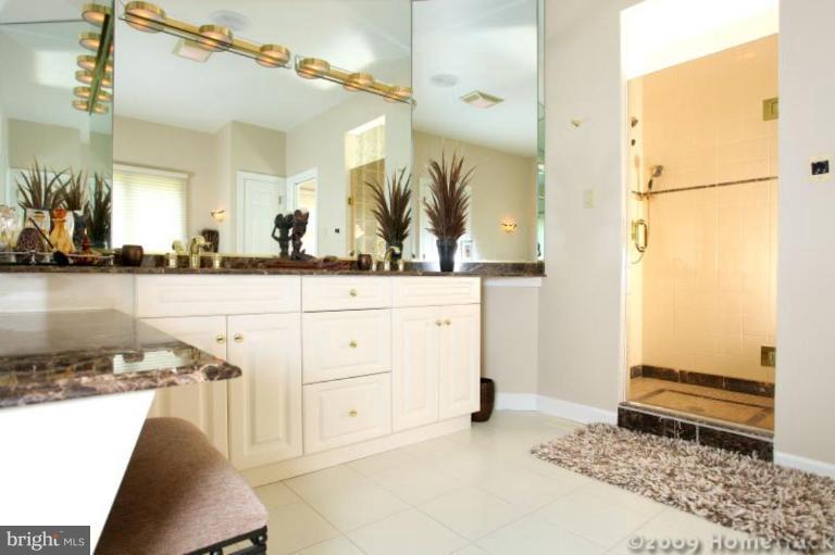 10504 Vincent Road White Marsh, MD 21162 - Photo 16 of 30 Master Bath #2
