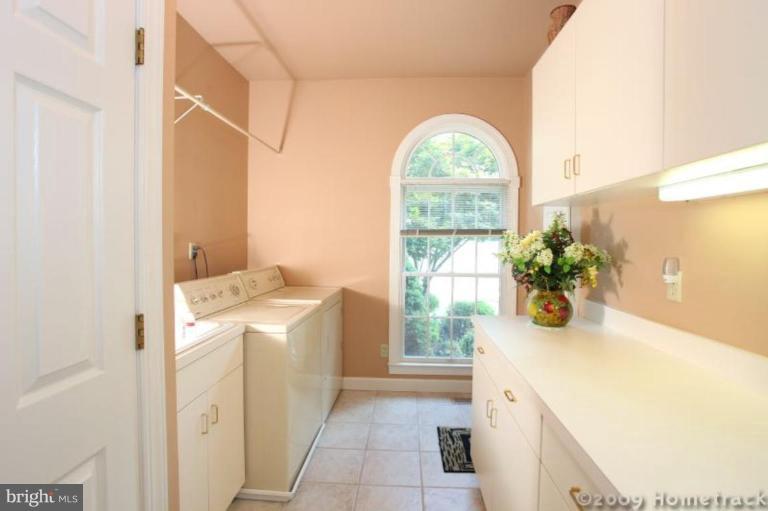 10504 Vincent Road White Marsh, MD 21162 - Photo 25 of 30 Laundry Area 1