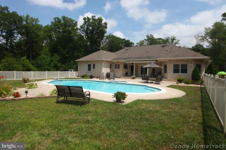 10504 Vincent Road White Marsh, MD 21162 - Photo 28 of 30 Exterior #4