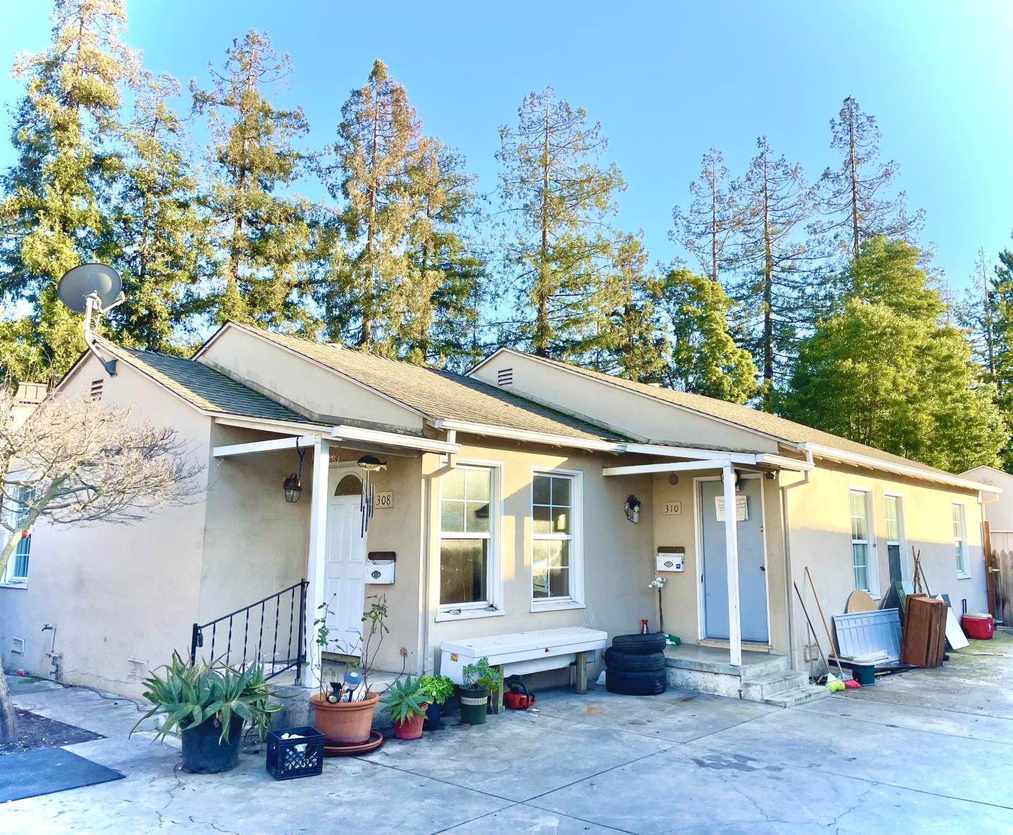 308 Semicircular Road Menlo Park, CA 94025 - Photo 1 of 2 Gallery Image 1