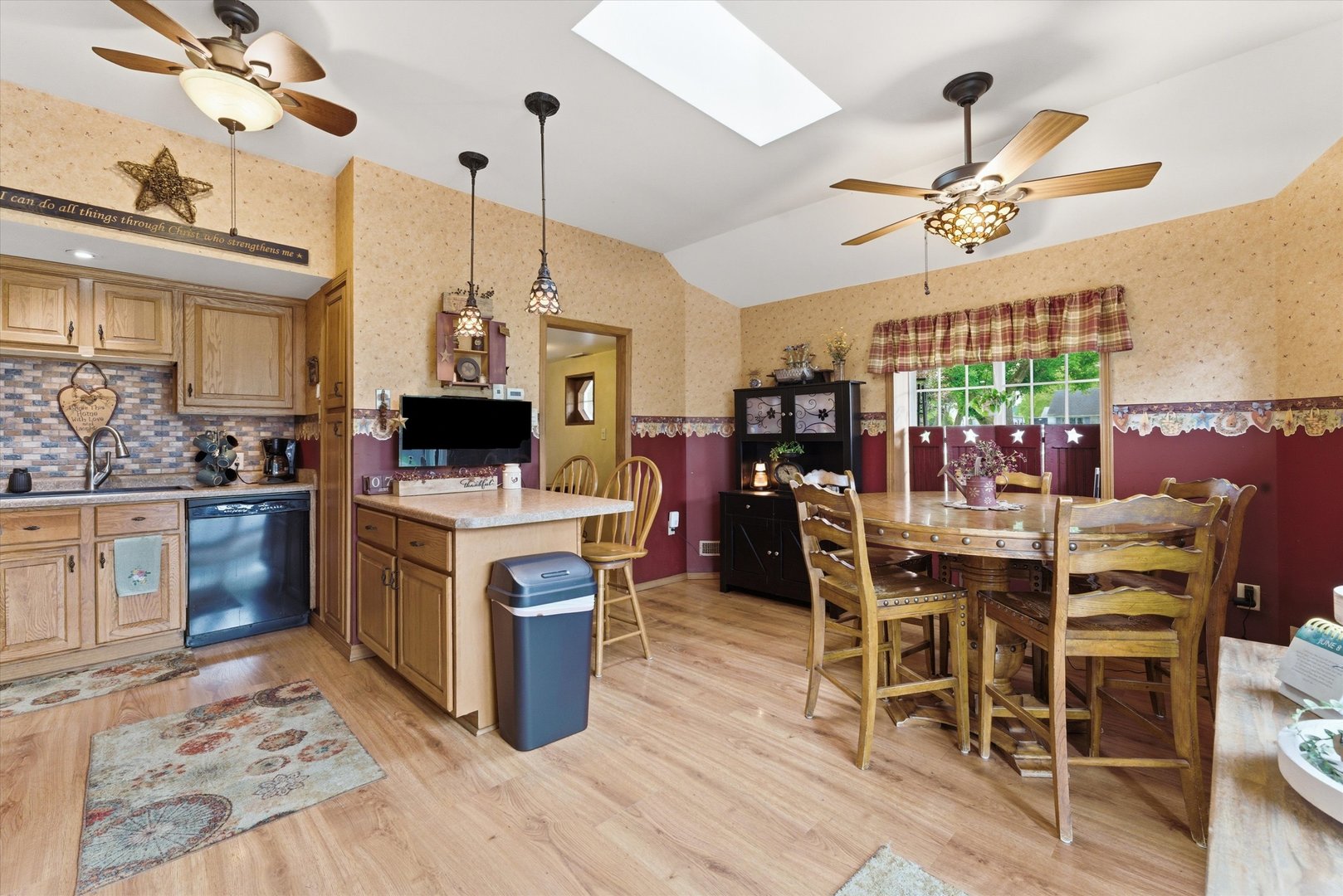 10606 West Eastwood Road Beach Park, IL 60087 - Photo 3 of 50