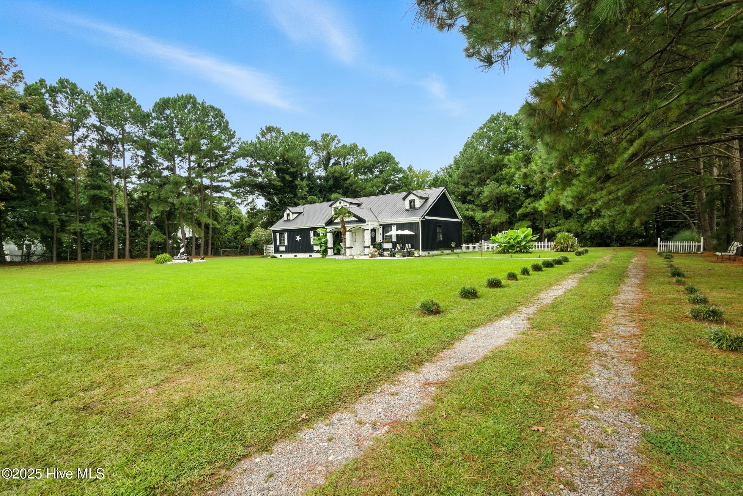 407 Haughton Road Edenton, NC 27932 - Photo 4 of 45 7_dsc04153