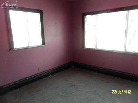 3211 O'Leary Road Flint, MI 48504 - Photo 8 of 10 20348760-7.JPG
