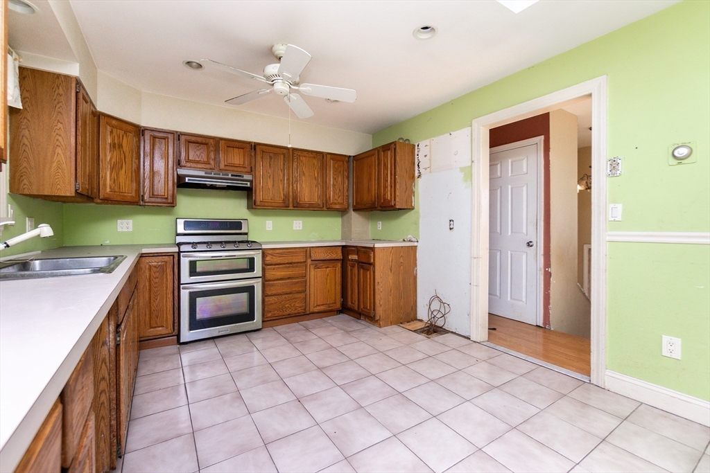 29 Rockway Road Peabody, MA 01960 - Photo 9 of 42