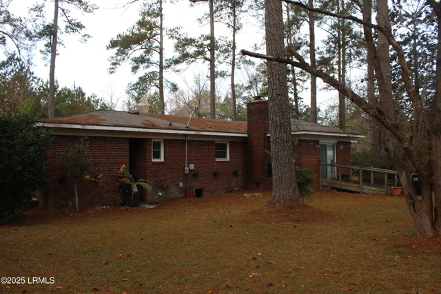 $219,900 | 301 Pulaski Drive West, Hampton, SC 29924