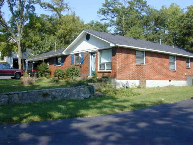 216 Wallace Road Nashville, TN 37211 - Photo 1 of 11