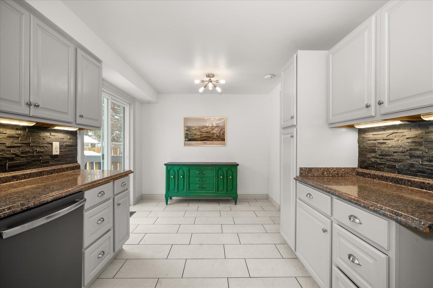 4115 South Myrtle Street Spokane, WA 99223 - Photo 8 of 27