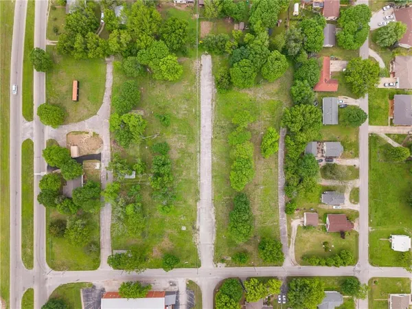$400,000 | 1920 South Hungtington/horton Street South, Fort Scott, KS 66701