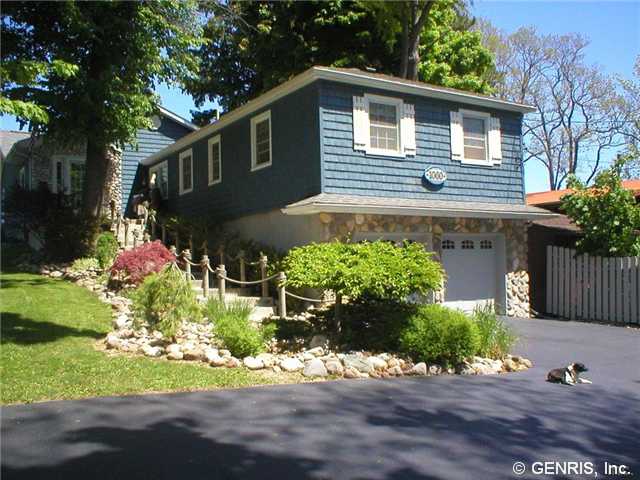 1060 Lake Road Webster, NY 14580 - Photo 1 of 1 Exterior Front