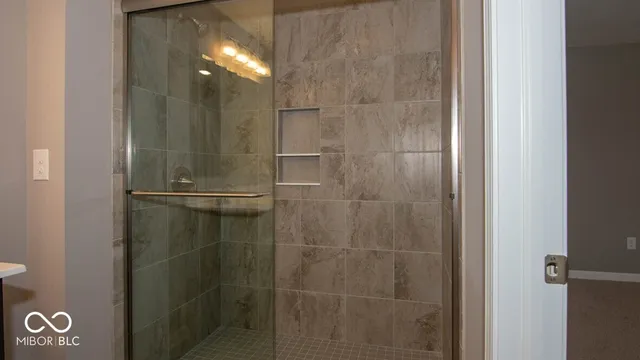 $319,900 | 191 Springfield Crossing, Greenfield, IN 46140