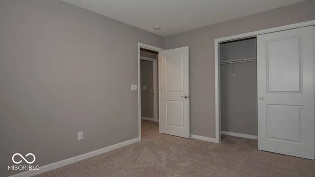 $319,900 | 191 Springfield Crossing, Greenfield, IN 46140