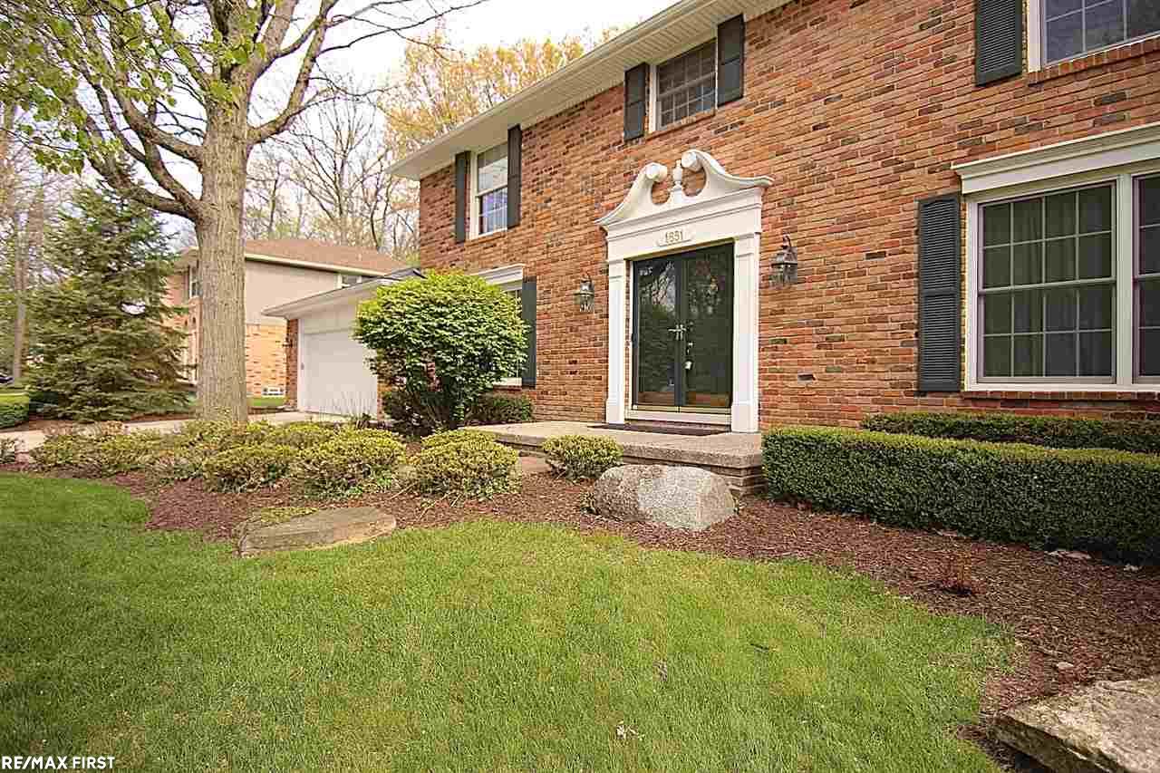 1651 North Kilburn Road Rochester Hills, MI 48306 - Photo 2 of 46