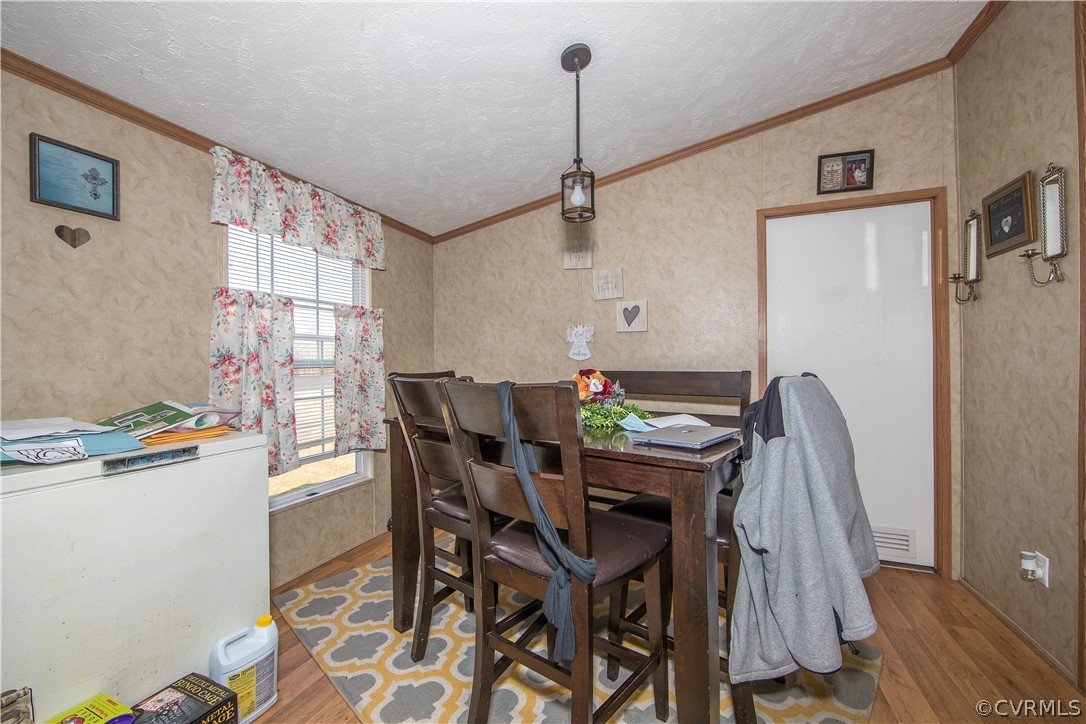 2282 Buckingham Springs Road Dillwyn, VA 23936 - Photo 7 of 25 Gallery Image 7