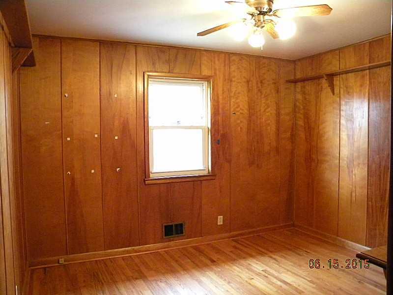 5215 Radnor Road Indianapolis, IN 46226 - Photo 6 of 14 Gallery Image 6