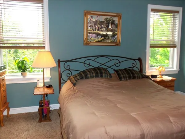 $649,900 | 7011 Sunrise Lane, McDonald, PA 15057
