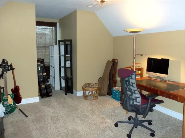 $649,900 | 7011 Sunrise Lane, McDonald, PA 15057