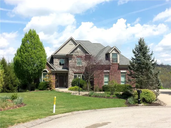 $649,900 | 7011 Sunrise Lane, McDonald, PA 15057