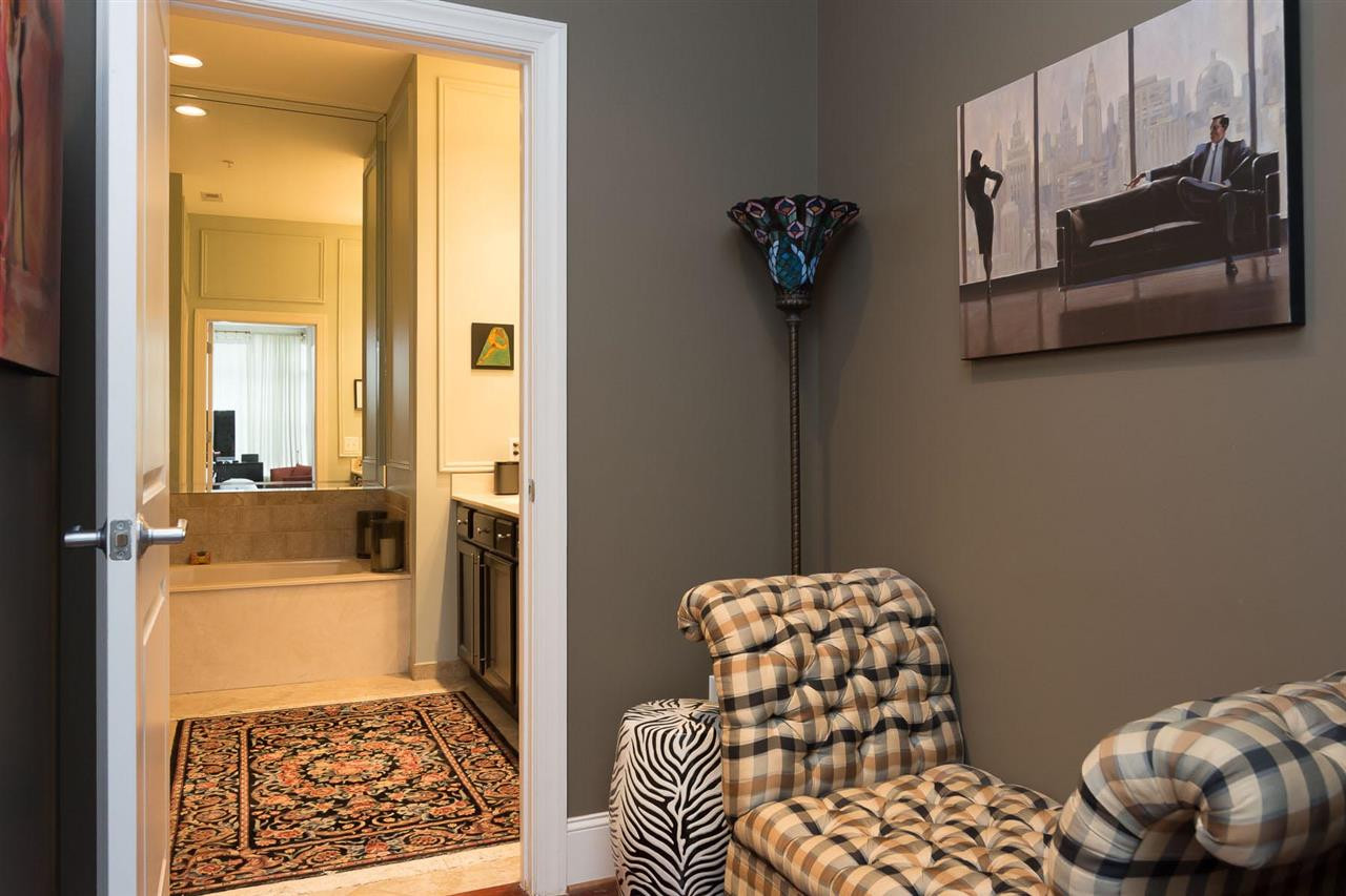 317 West Morgan Street, Unit 404 Raleigh, NC 27601 - Photo 15 of 25 Photo 15