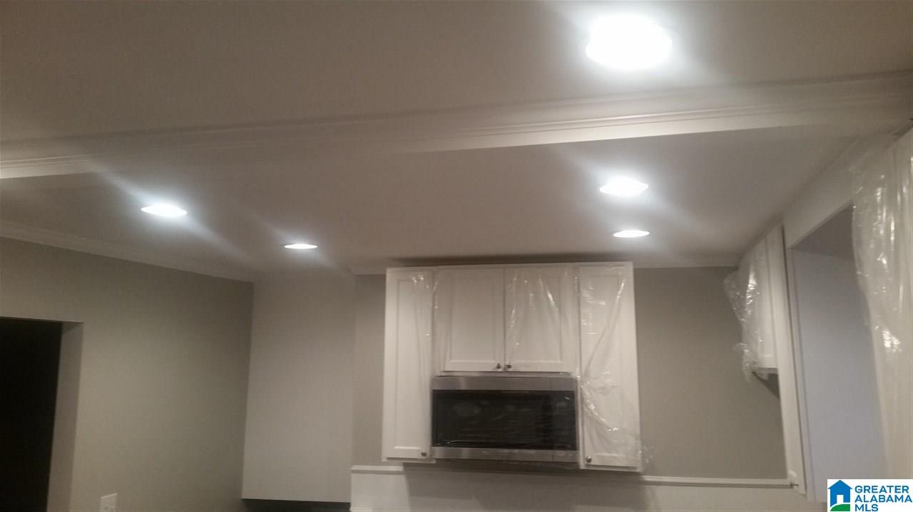 504 Elm Street Southwest Bessemer, AL 35022 - Photo 10 of 23