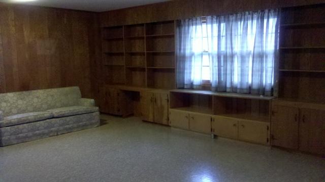 937 Toliver Lake Road Manchester, TN 37355 - Photo 6 of 18 One more look at the den