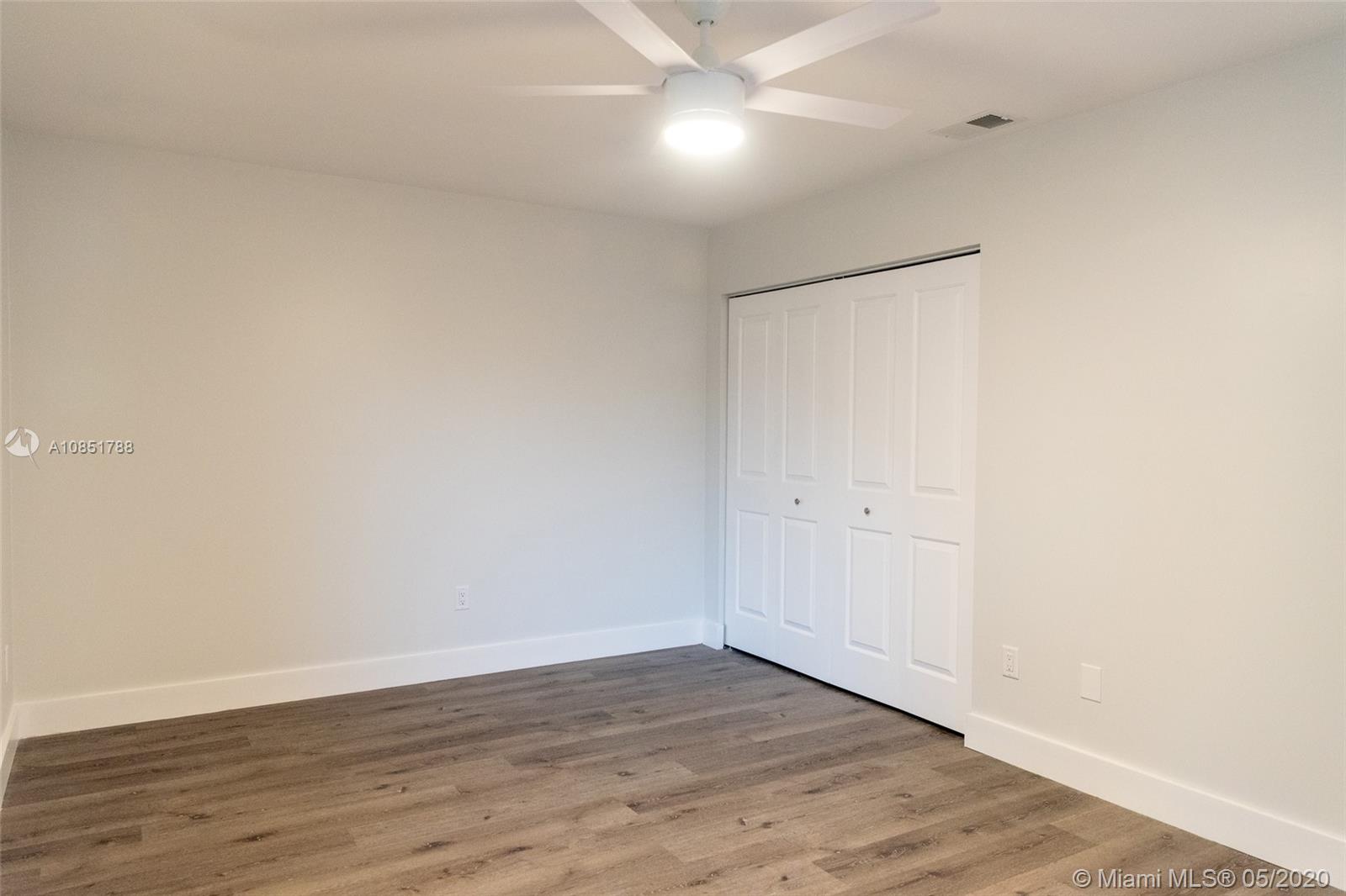 8332 Butterfield Lane Boca Raton, FL 33433 - Photo 13 of 36 Gallery Image 13
