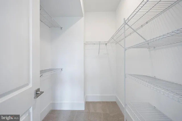 $4,700 | 2606 West Peninsula Drive, Unit 309B, Baltimore, MD 21230