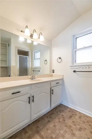 $3,250 | 2101 Elmwood Drive, Abilene, TX 79605