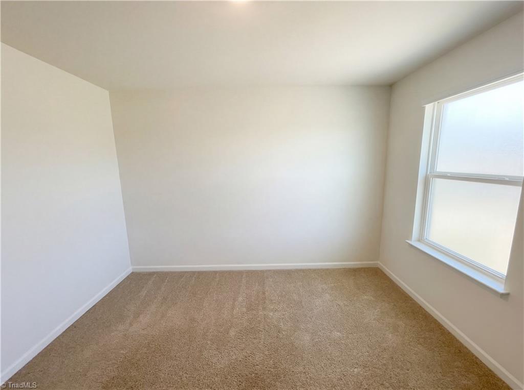 700 Hickory Point Drive Lexington, NC 27292 - Photo 14 of 30