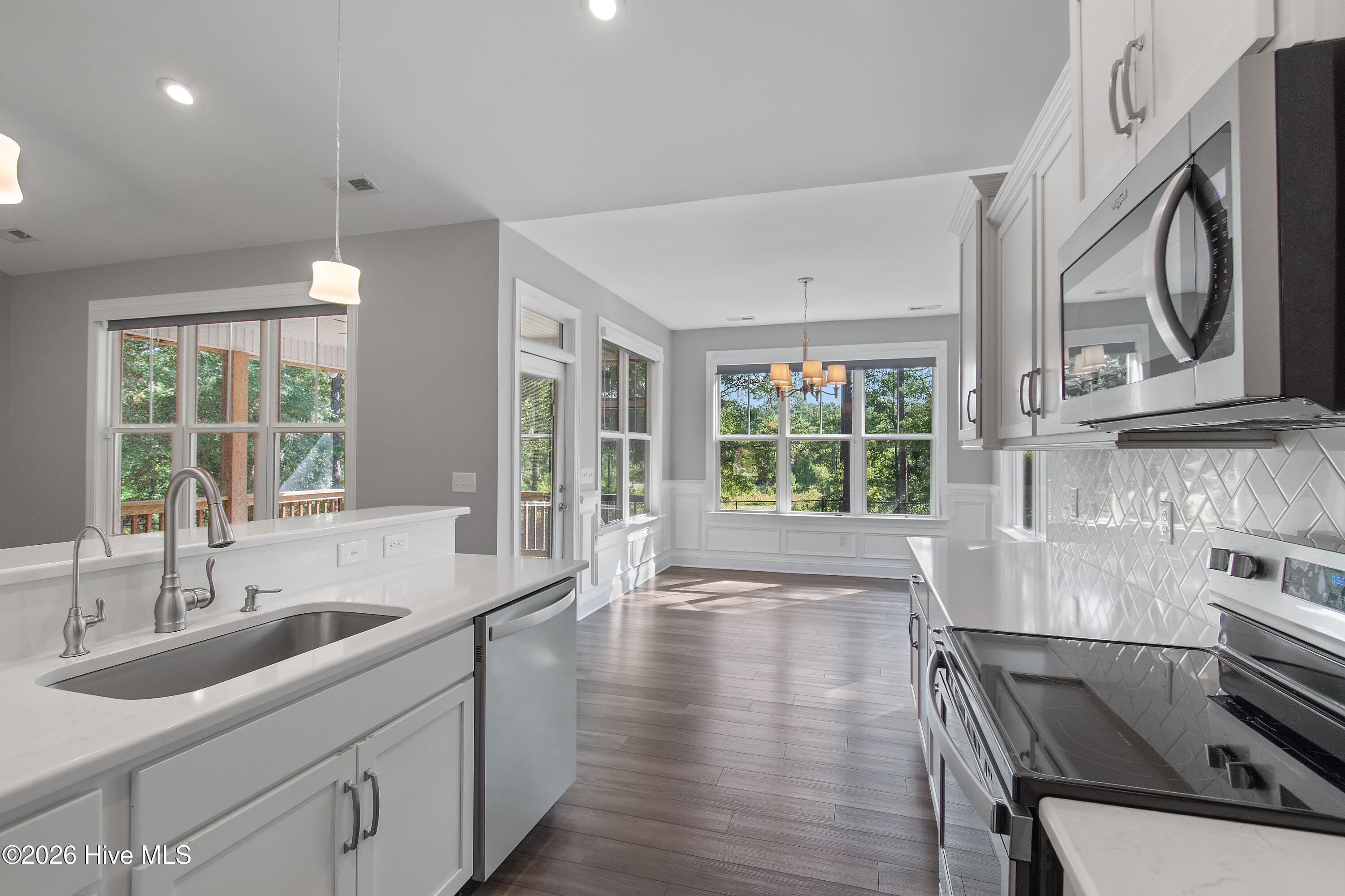 1400 Cottage Road Boiling Spring Lakes, NC 28461 - Photo 18 of 56 Gallery Image 18